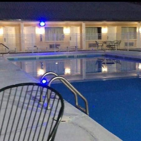 Stay Express Inn & Suites Demopolis ภายนอก รูปภาพ
